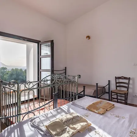 Casa Vacanze Bonu Iloghe Holiday home Dorgali