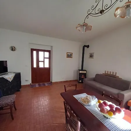 Holiday home Casa Vacanze Bonu Iloghe Dorgali